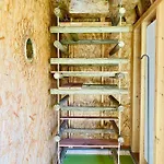 Cap Orne 山林小屋